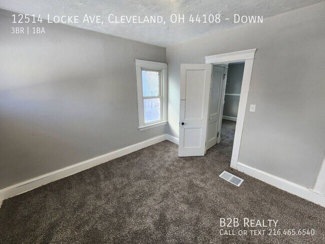 Building Photo - 12514 Locke Ave