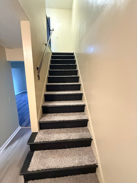 Building Photo - 1979 Baldwin Rd