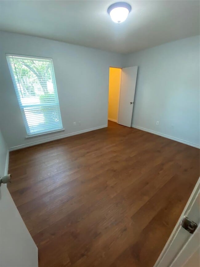 Building Photo - 10616 Mellow Ln