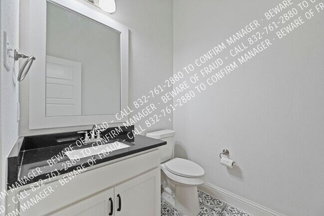 Building Photo - 5305 Winged Foot Dr