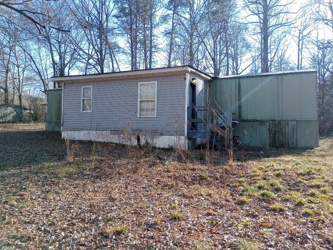 Building Photo - Mobile home in Greer