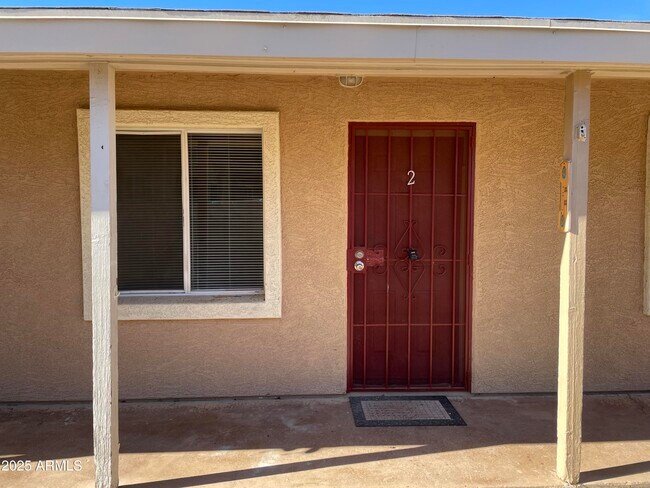 Building Photo - 33 E Ruth Ave