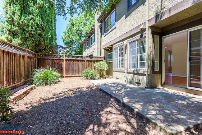 Building Photo - Lovely Willow Glen Home | Prime Location