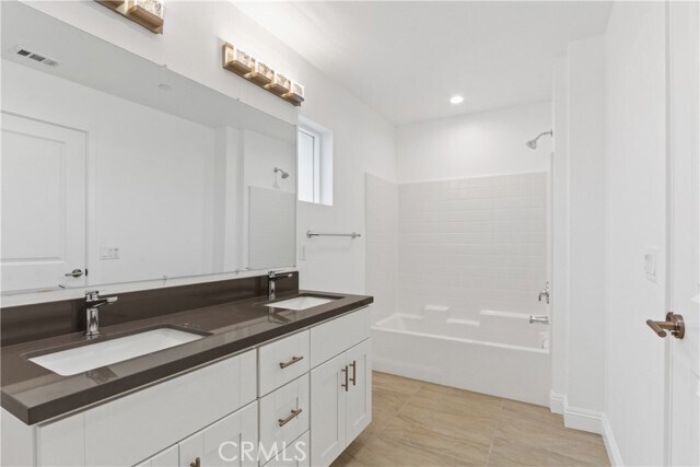 Building Photo - 13268 Ramona Blvd