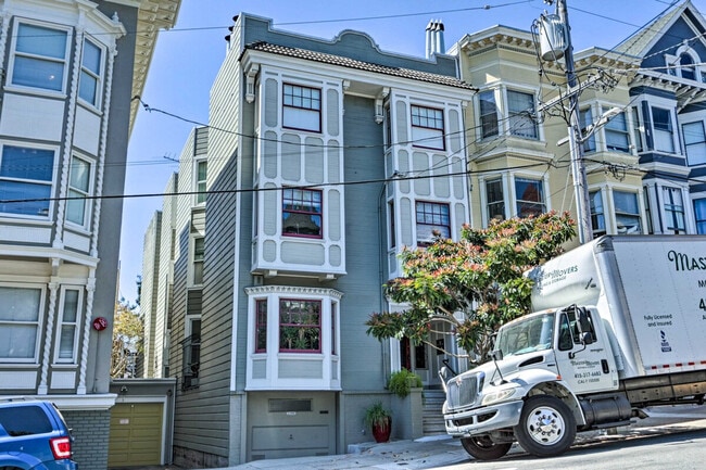 Building Photo - 241 Ashbury St