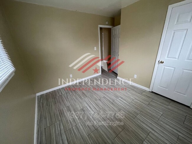 Building Photo - 4381 Marlowe St