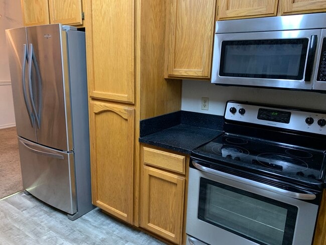 Building Photo - 6337 Amherst Way