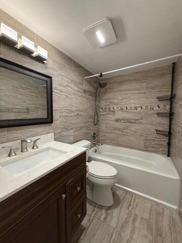 Building Photo - 3850 NE 21st Way