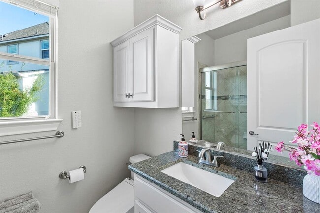 Building Photo - 1720 Boscello Ct
