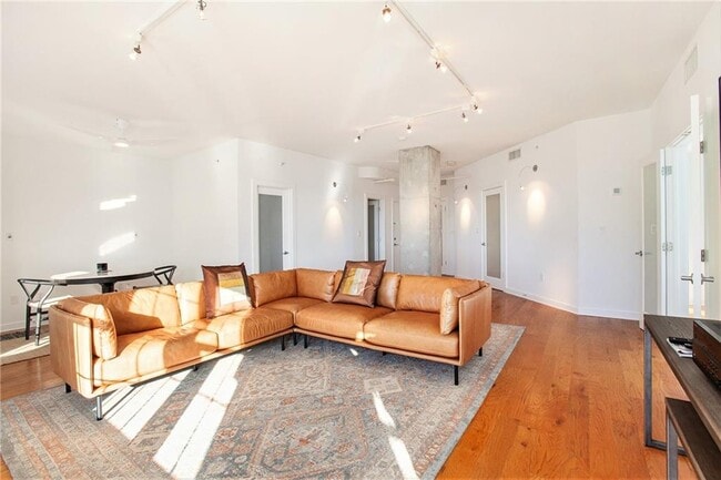 Building Photo - 199 14th St NE