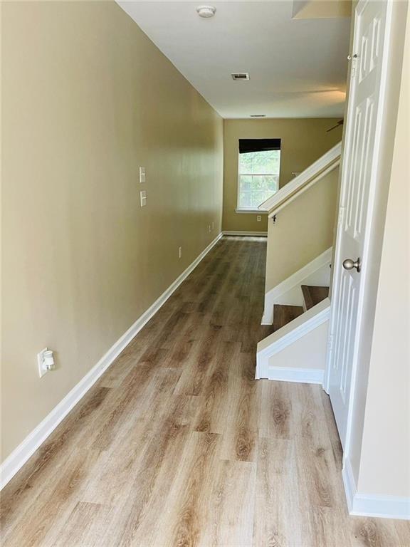 Building Photo - 2430 Mayfair Dr