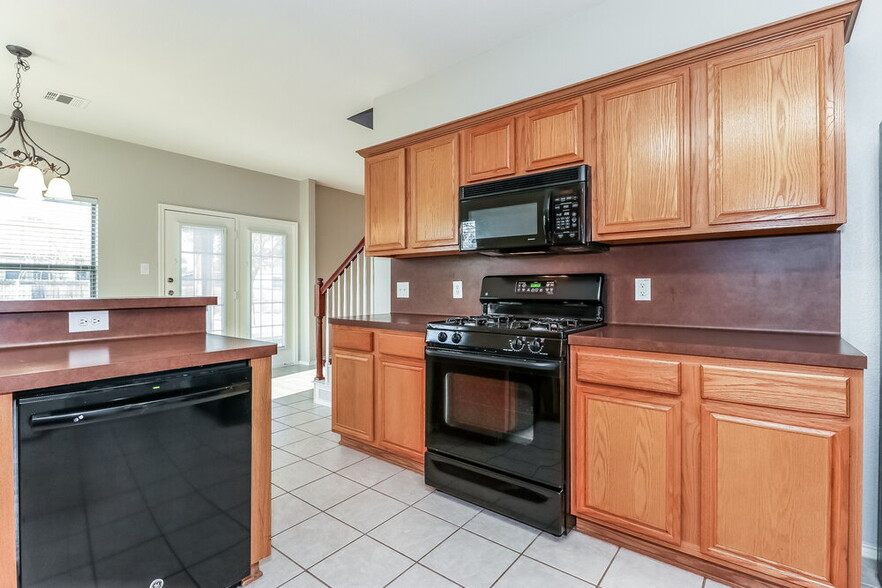 Building Photo - 768 Chalk Knoll Rd