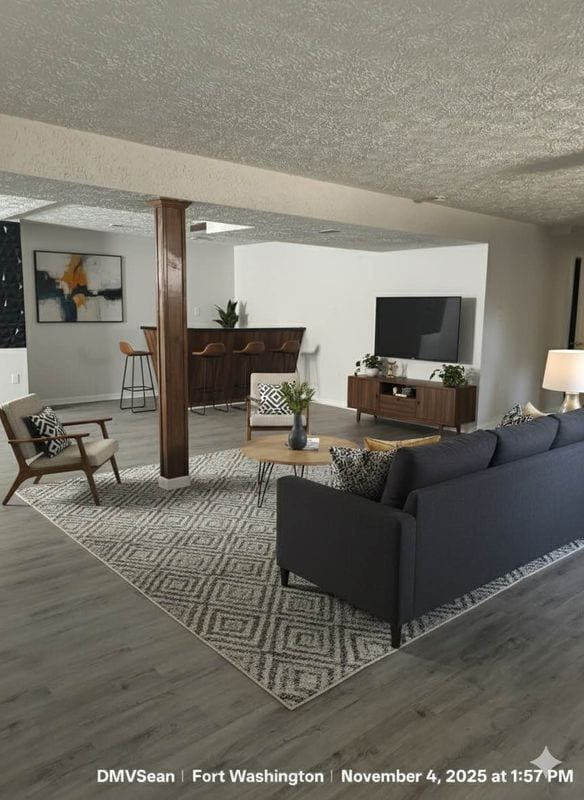 Building Photo - 11904 Aten St