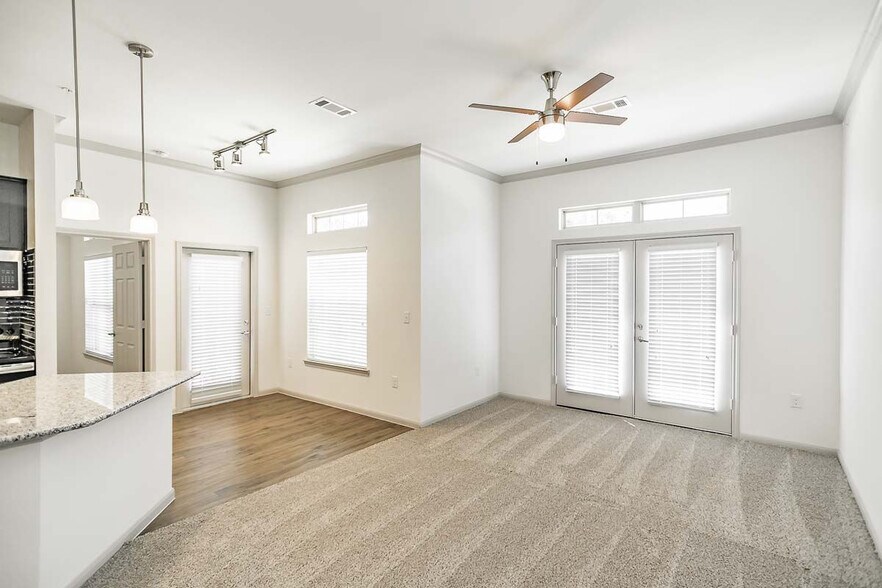 The Loop 3400 N Loop 336 W Conroe TX 77304 Apartment Finder