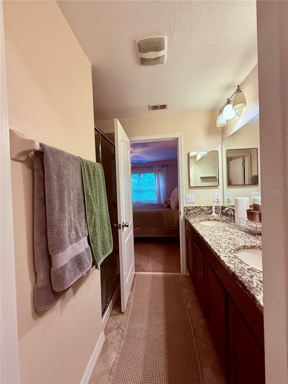Building Photo - 2411 Willimette Dr