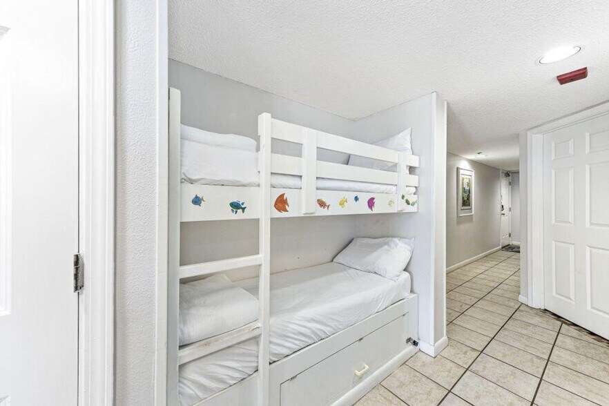 Building Photo - 24114 Perdido Beach Blvd