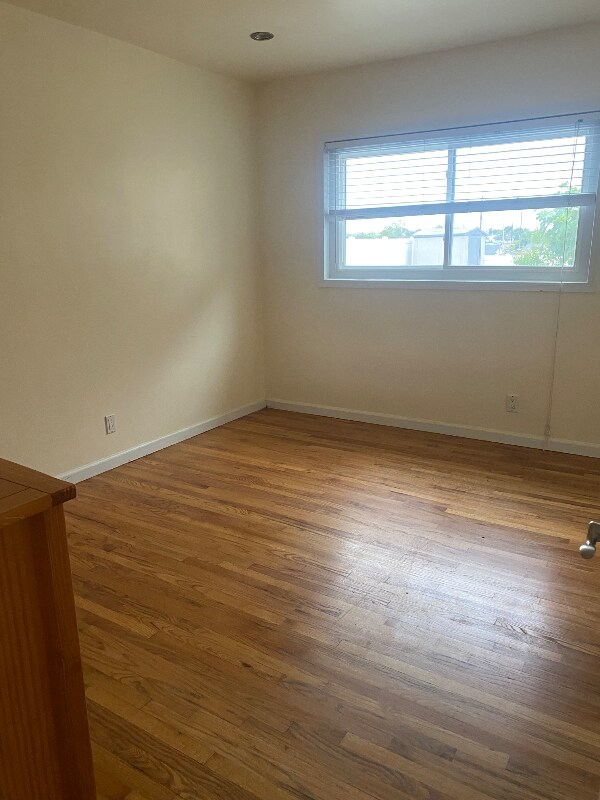 Building Photo - 21418 Meyler St