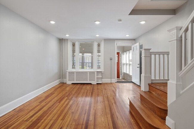 Building Photo - 3 bedroom 1 bath home in Cobbs Creek