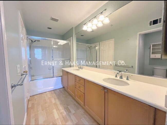 Building Photo - 2968 Claremore Ln
