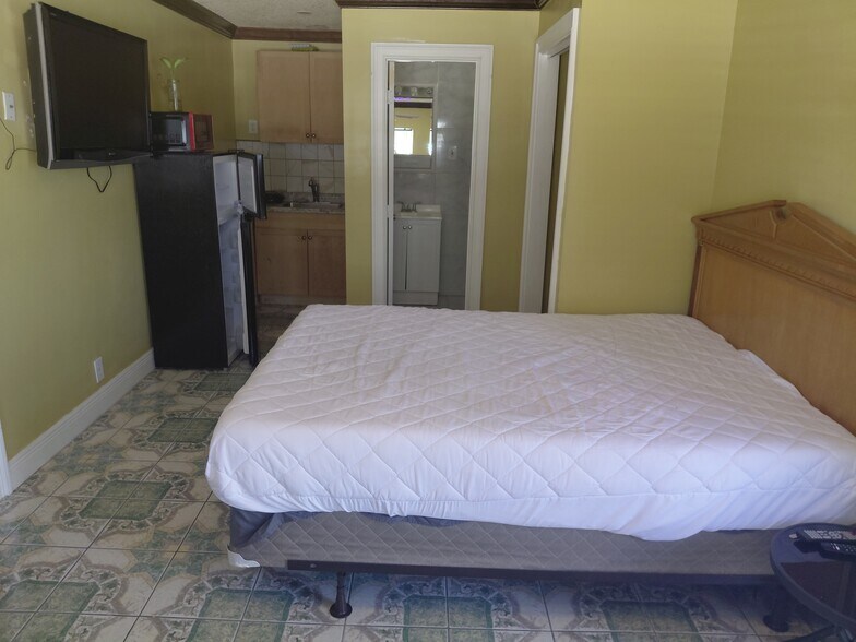 Building Photo - 4941 Nicia Way