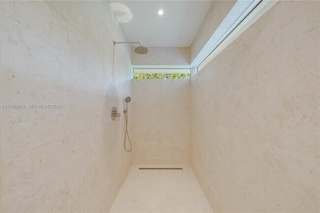 Building Photo - 12535 Moss Ranch Rd