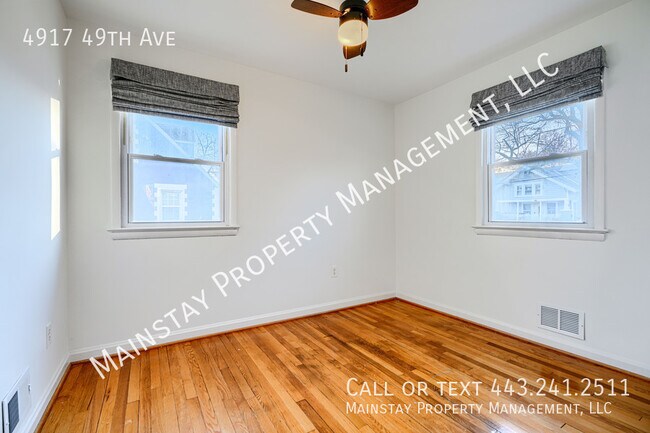 Building Photo - 4917 49th Ave