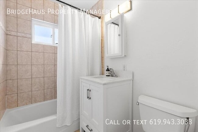 Building Photo - 4108 Casita Way