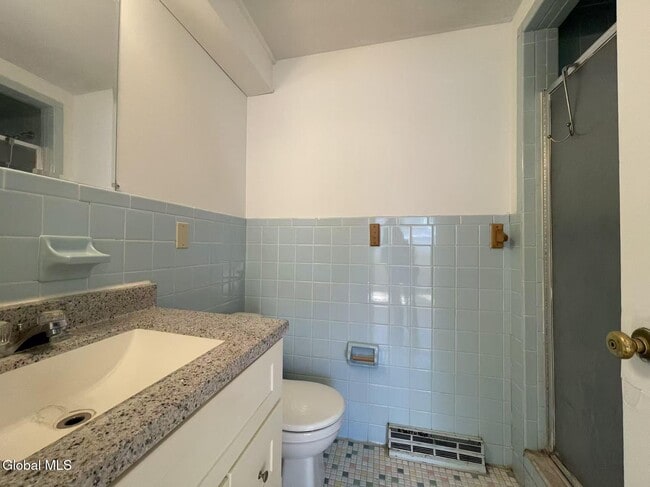 Building Photo - 1725 Union St