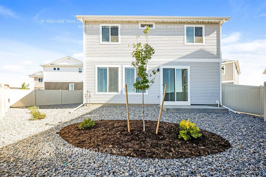 Building Photo - 5635 Bowerman Ln