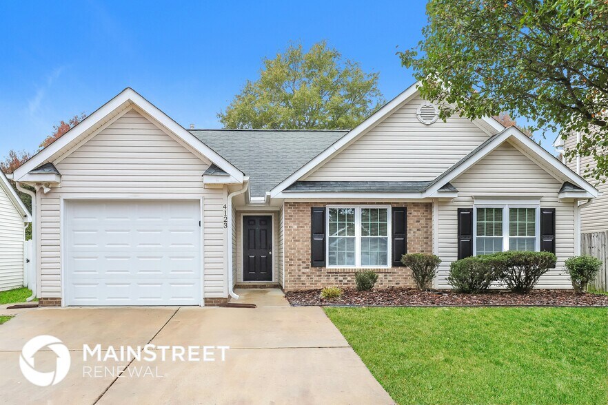 Primary Photo - 4123 Bluestem Dr