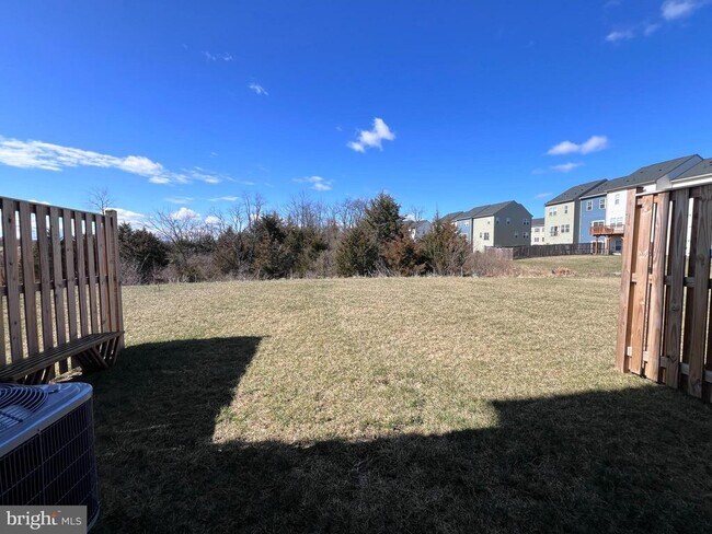 Building Photo - 316 Starry Way Dr