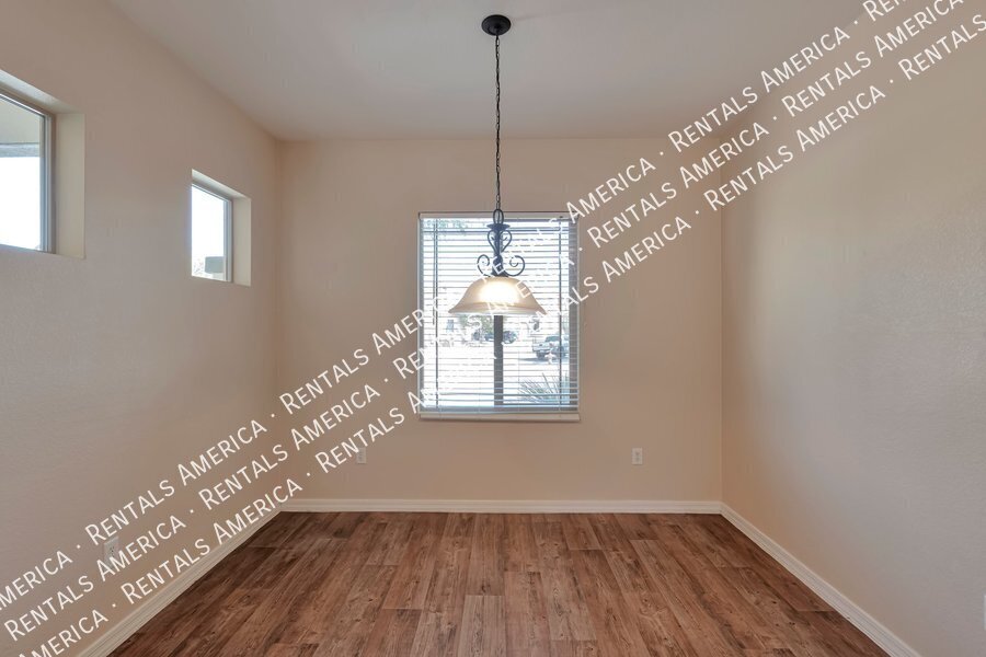 Building Photo - 50 E Camino Limon Verde