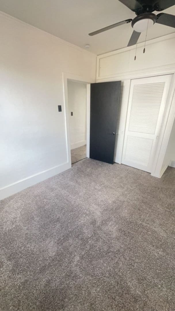 Building Photo - 4 Bedroom Single Family Home Available!