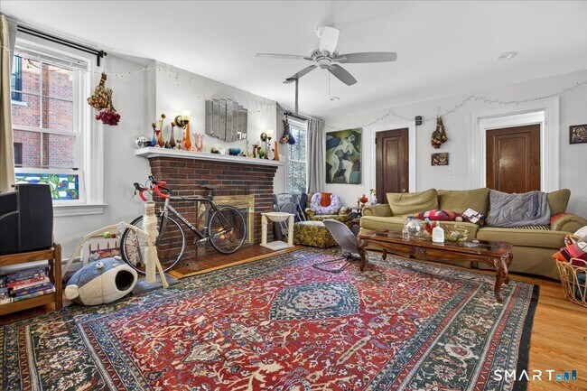 Building Photo - 151 Cold Spring St