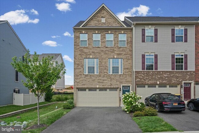 Building Photo - 4111 Shirley Rose Ct