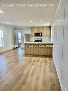 Building Photo - B35 Cottonwood St