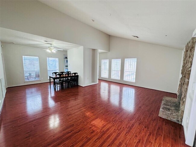 Building Photo - 9523 Stroud Dr