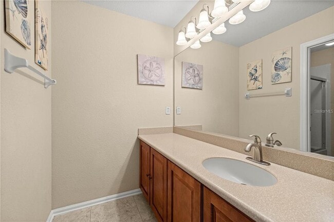 Building Photo - 5438 SW 49th Ave
