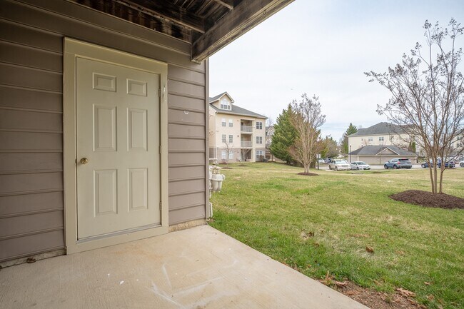 Building Photo - 9060 Gracious End Ct