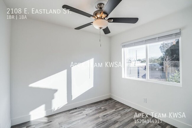 Building Photo - $825 Beautifully Remodeled 1 Bed | 1 Bath ...