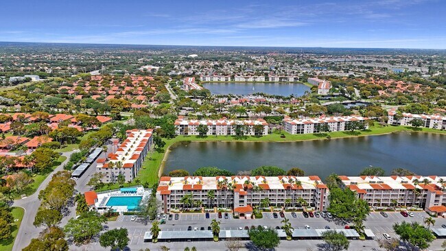 Building Photo - 6241 Pointe Regal Cir
