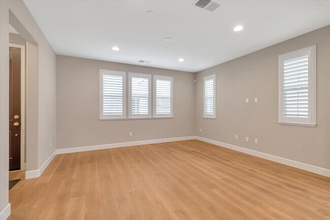 Building Photo - Wow! What a Great Home! Available Soon!