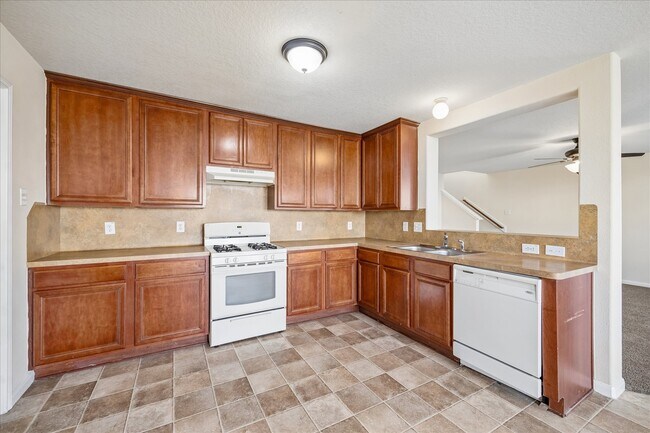 Building Photo - 20218 Stonegrove Ct