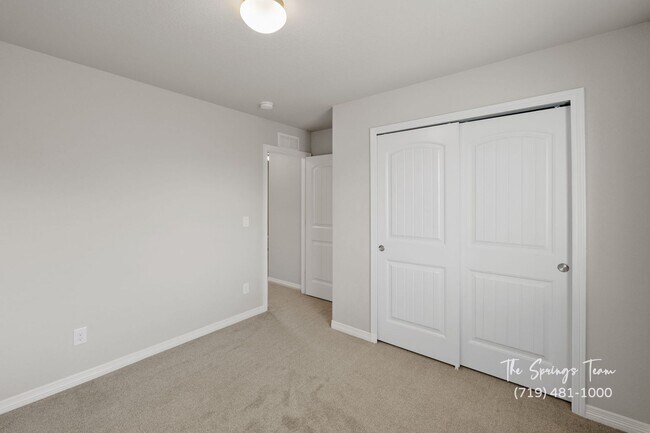Building Photo - Spacious Saint Aubyn 4BD Lorson Ranch w/ A/C