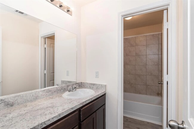 Building Photo - 12727 Veterans Ranch Rd