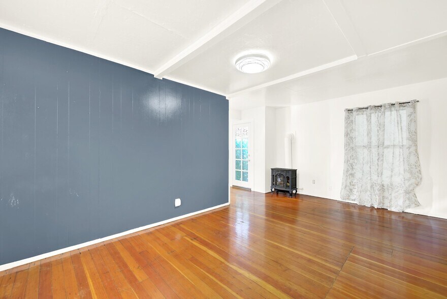 Building Photo - 519 Virginia St