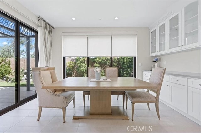 Building Photo - 135 Oceano