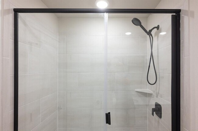 Building Photo - 4801 Star Jasmine Dr