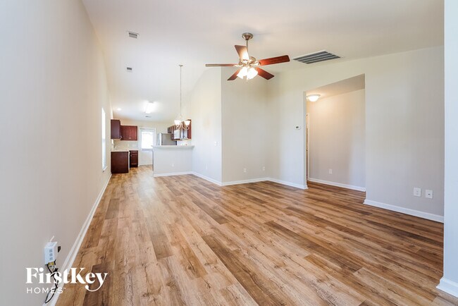 Building Photo - 134 Coosawatchie St