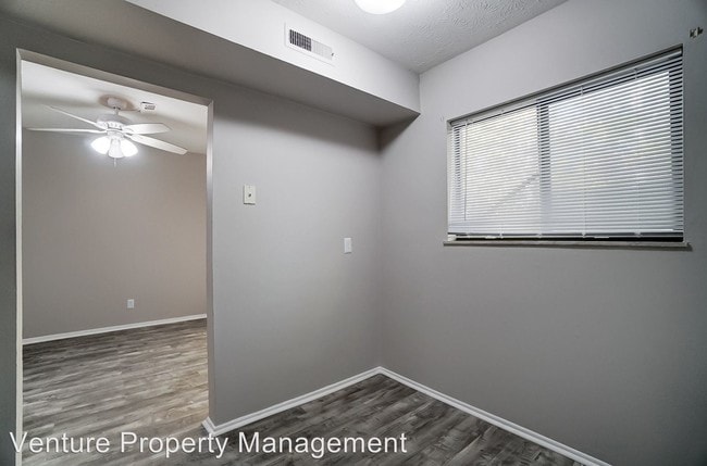 Building Photo - 4 br, 2 bath Apartment - 1740 Bising Ave